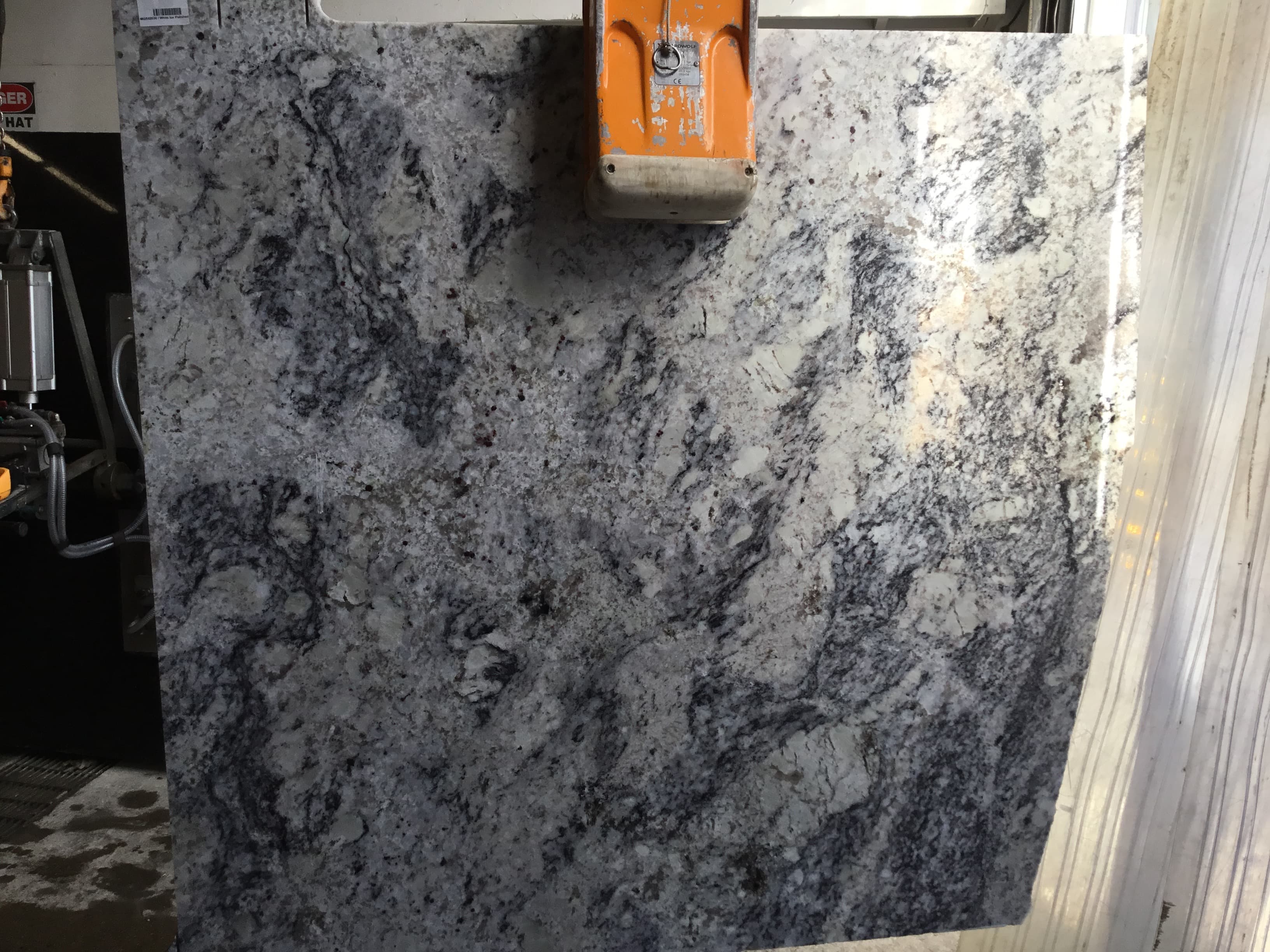 White Ice Polished 3CM, pieza 10296-2.R1.R1