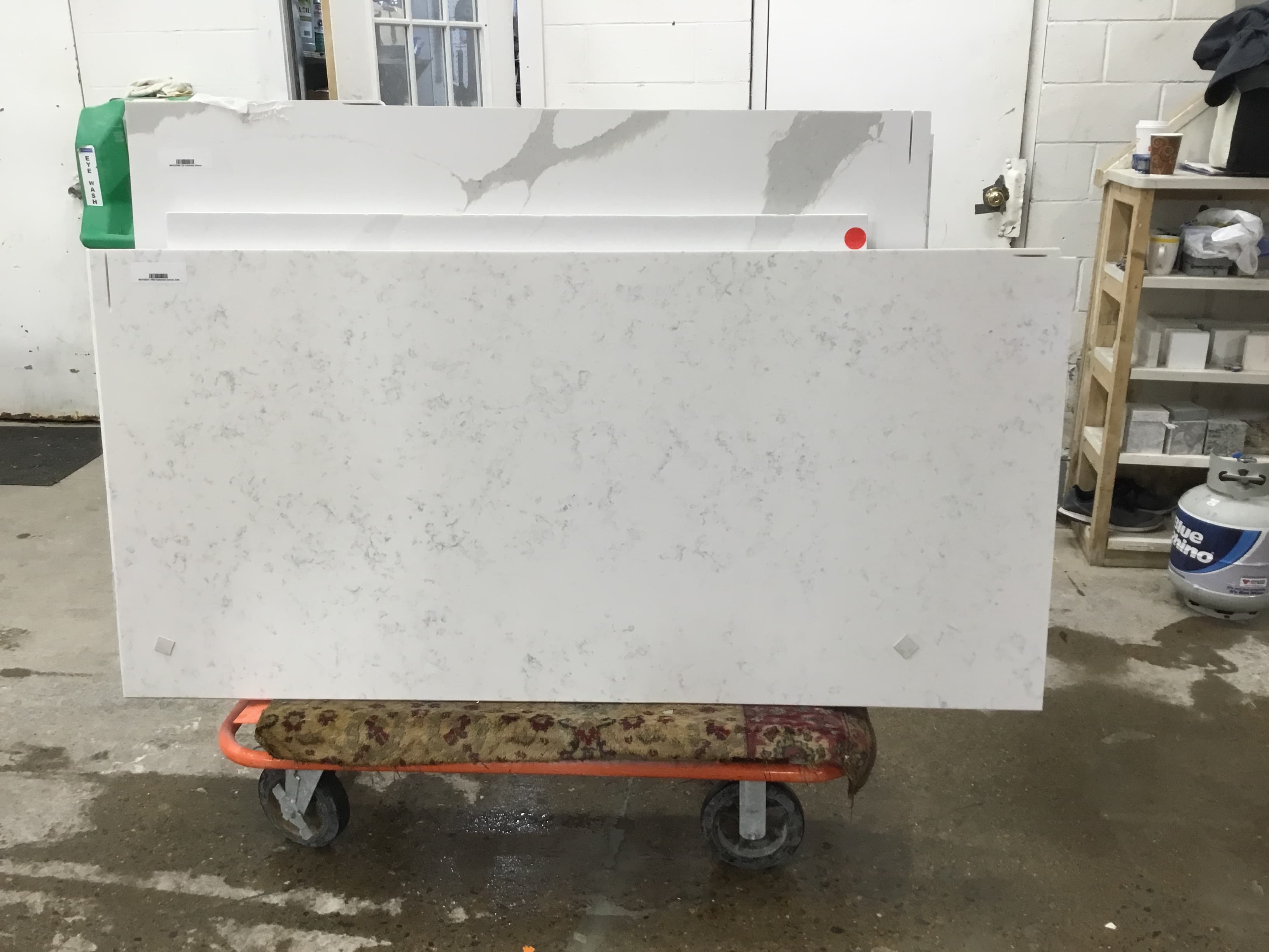 MSI Cashmere Carrara 3CM, pieza 10356-1.R1