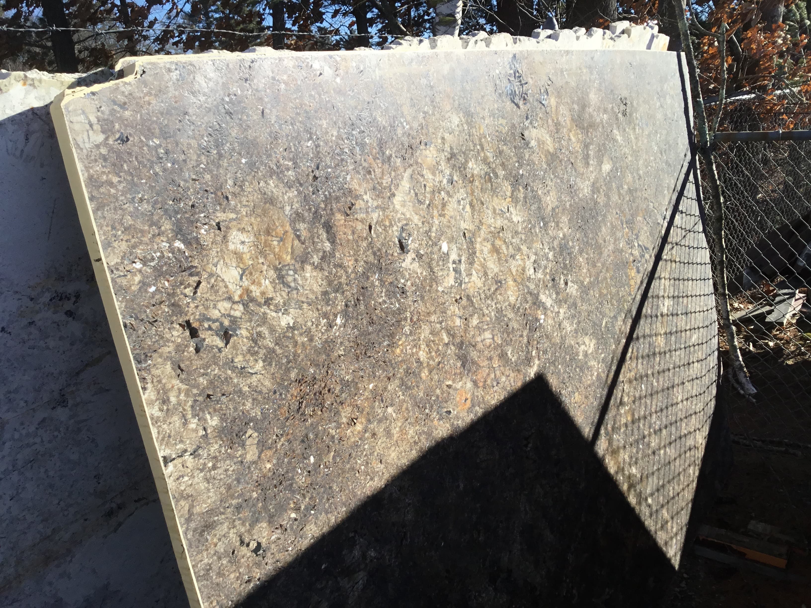 Sunflower Granite, pieza 37