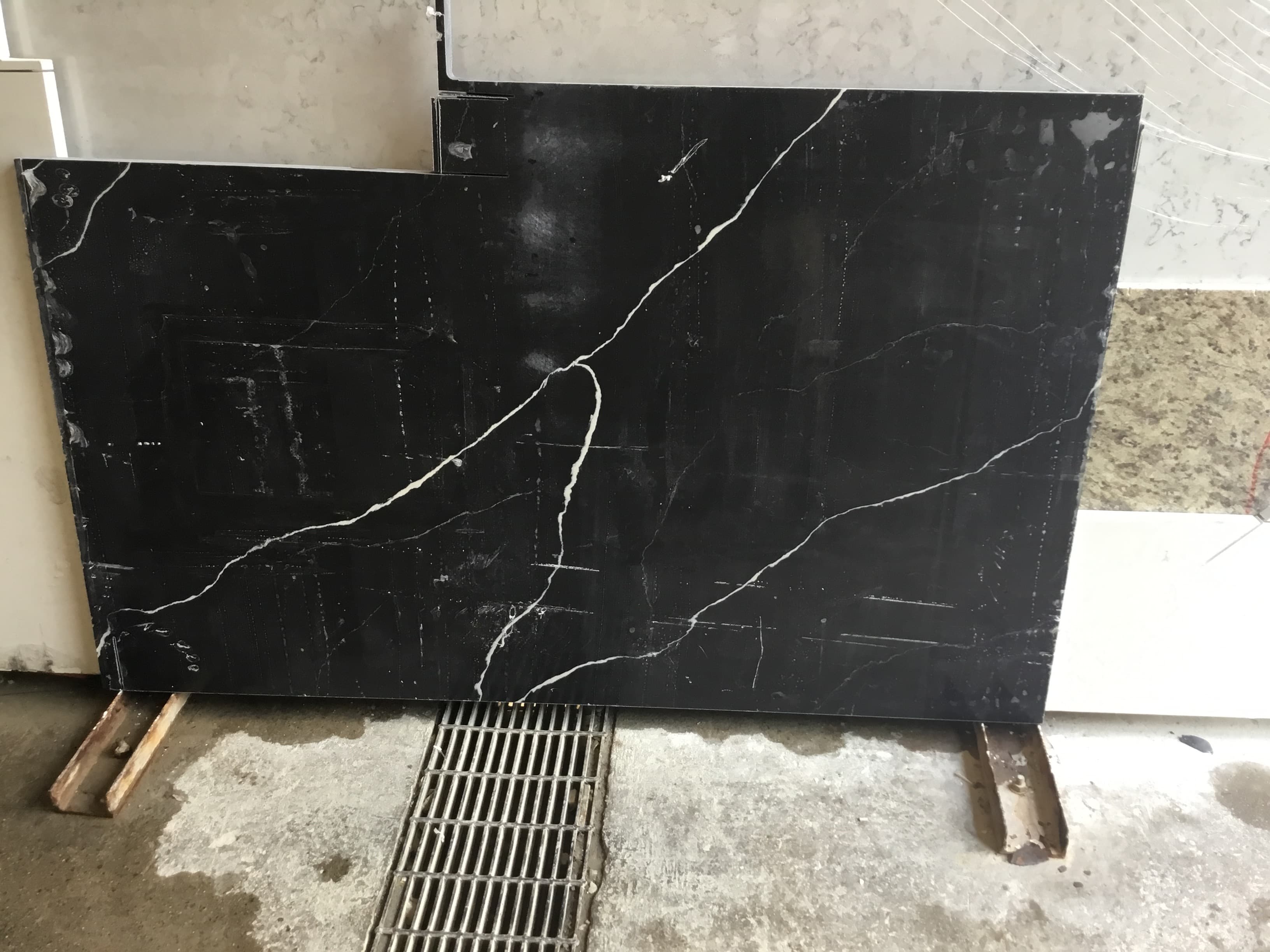 Marquina Midnight, pieza 10649-2.R1.R1
