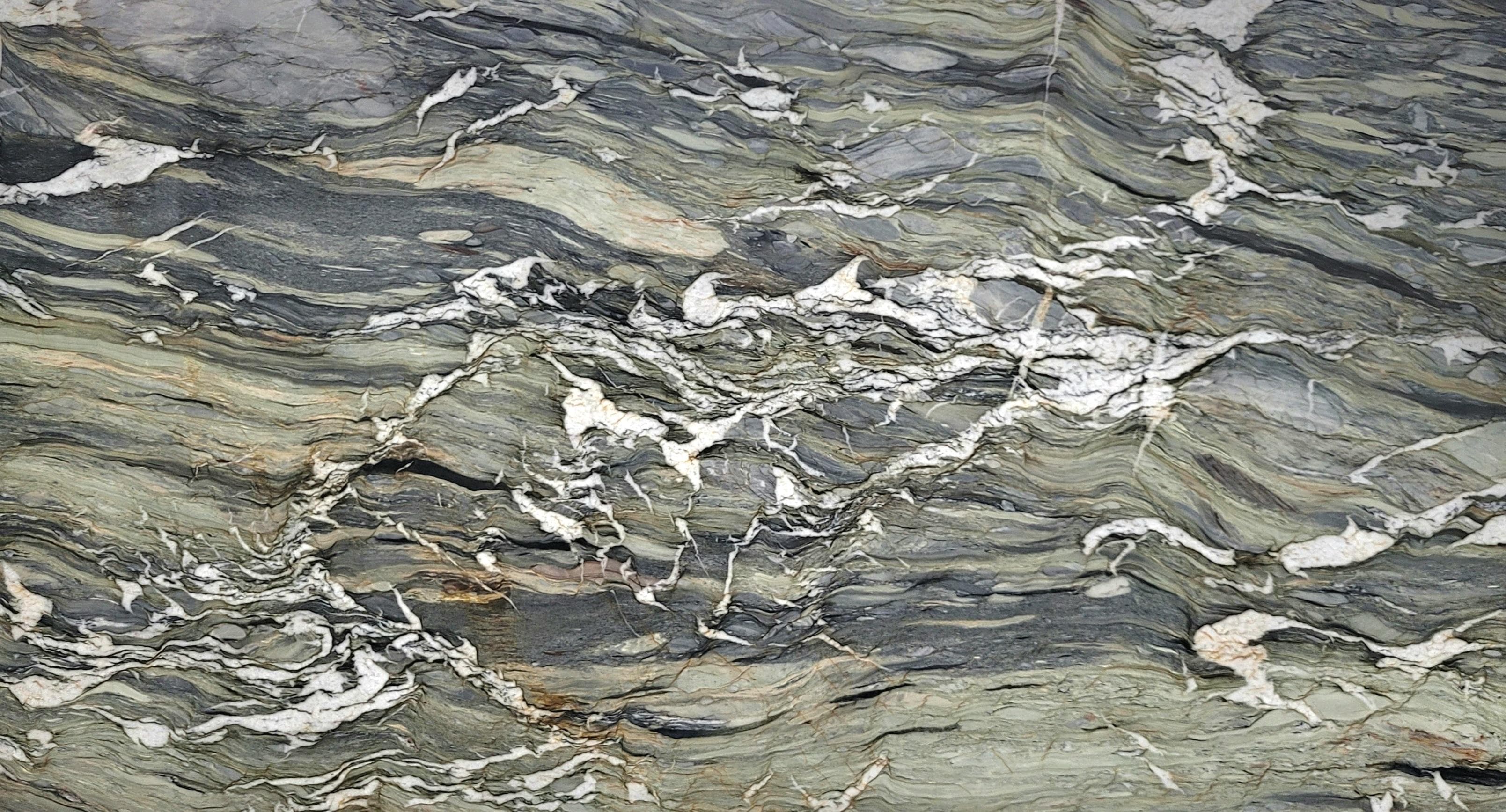 Fusion Quartzite Polished